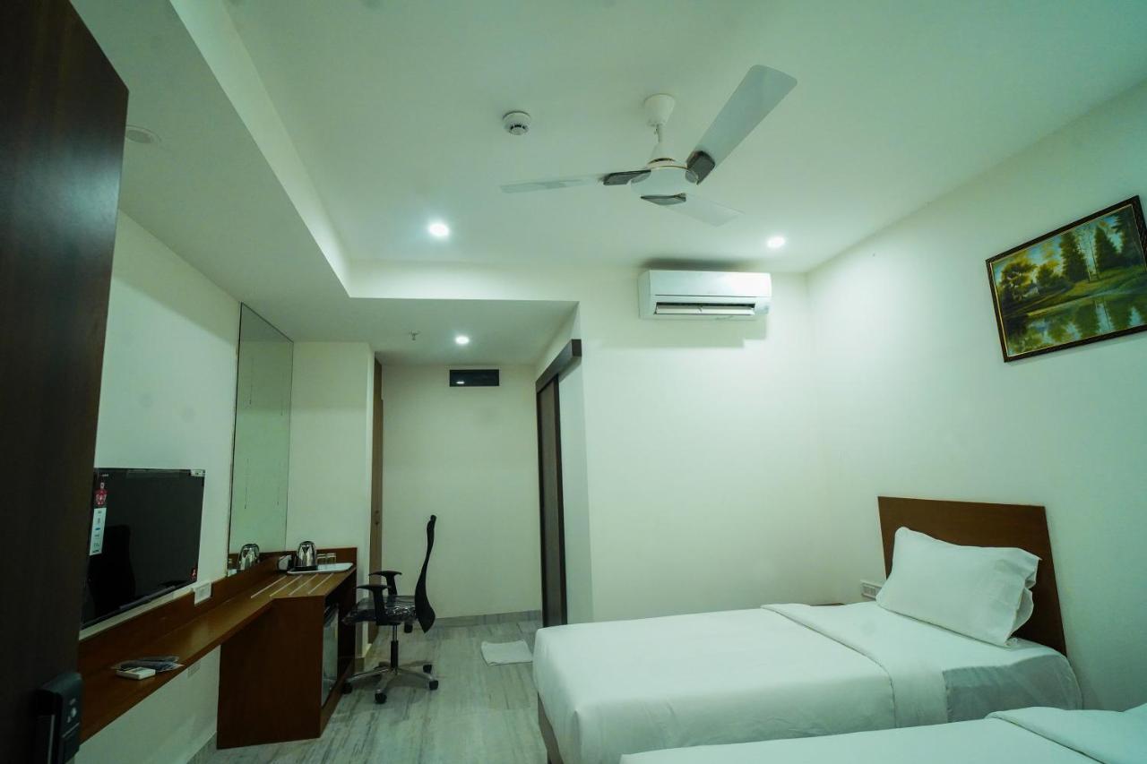 Welkin Hotel , Seunderabad Secunderābād Exterior foto