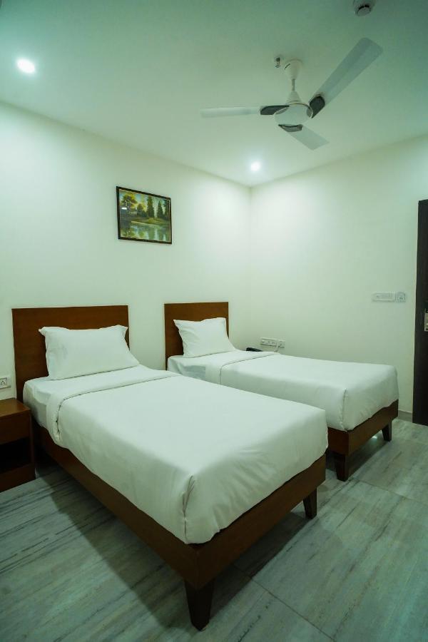 Welkin Hotel , Seunderabad Secunderābād Exterior foto